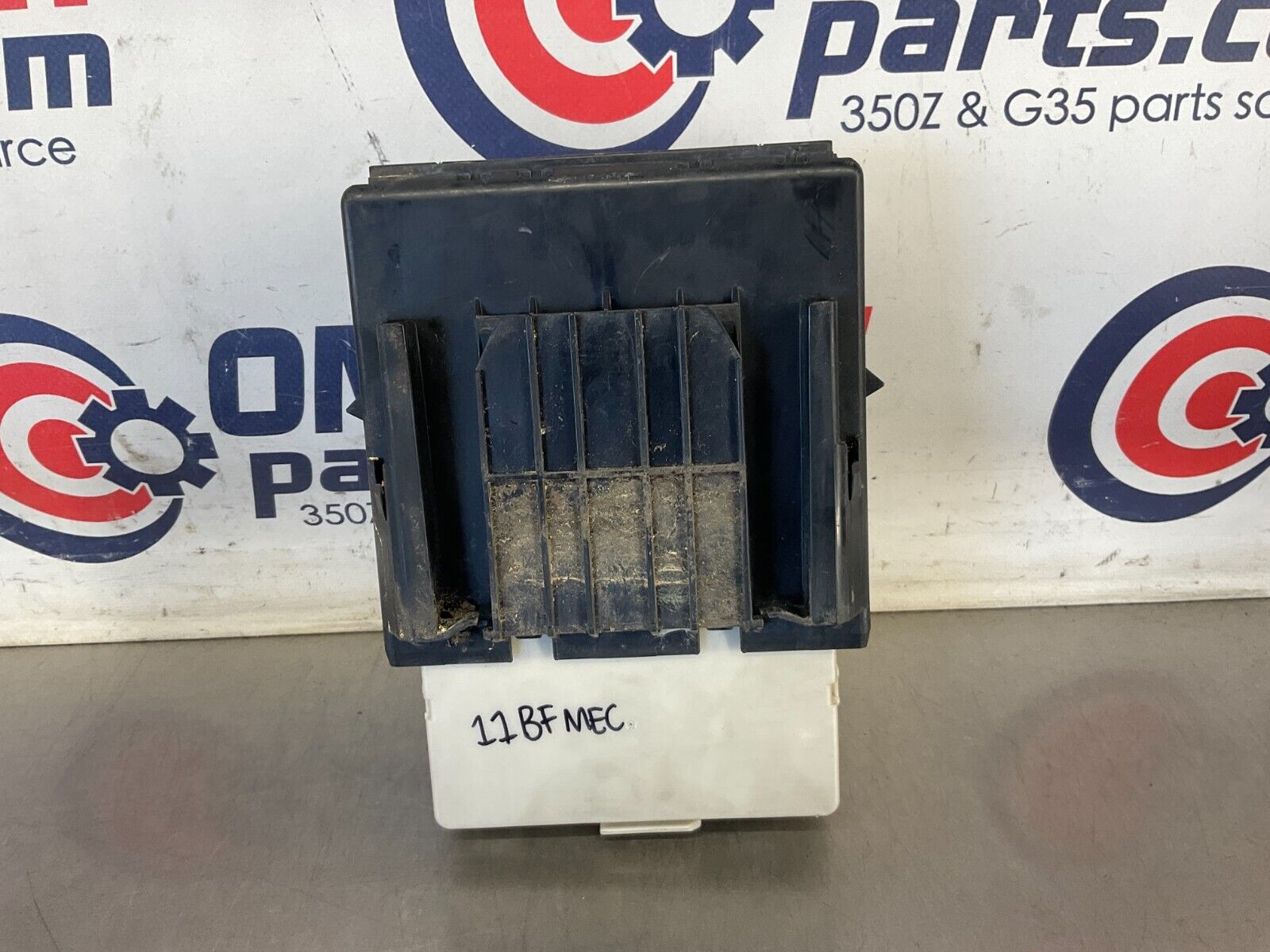 2005 Infiniti G35 IPDM Engine Large Fuse Relay Module Box 284B7AQ016 OEM 11BFMEC - On Point Parts Inc