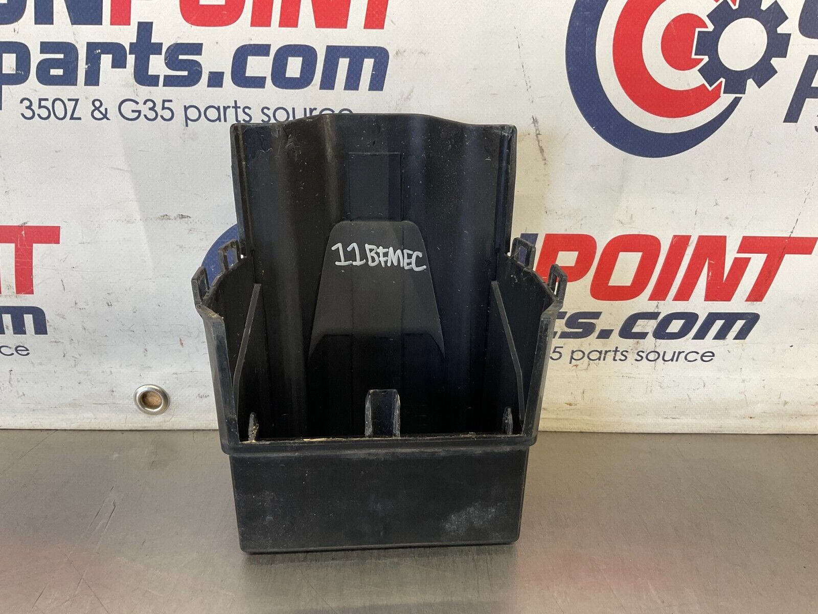 2005 Infiniti G35 IPDM Engine Large Fuse Relay Module Box 284B7AQ016 OEM 11BFMEC - On Point Parts Inc