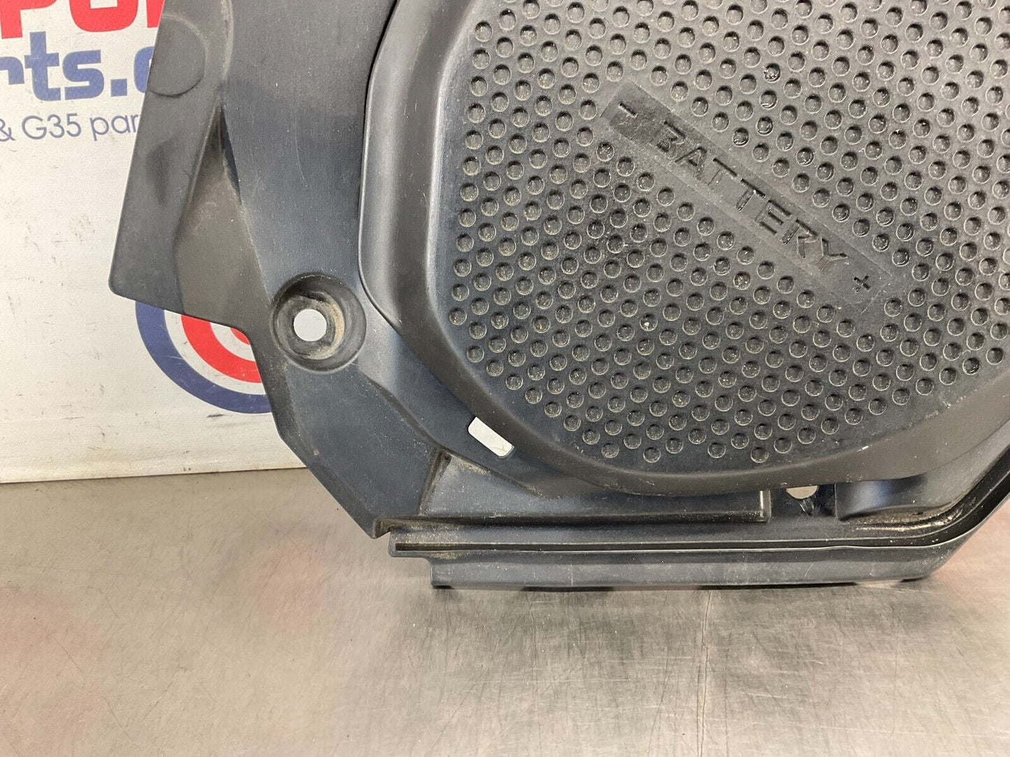 2004 Nissan 350Z Battery Bezel Trim Cover 64894 OEM 25BF9E3 - On Point Parts Inc