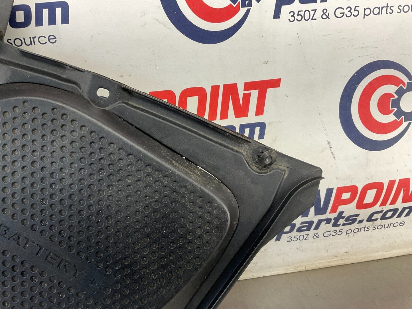 2004 Nissan 350Z Battery Bezel Trim Cover 64894 OEM 25BF9E3 - On Point Parts Inc