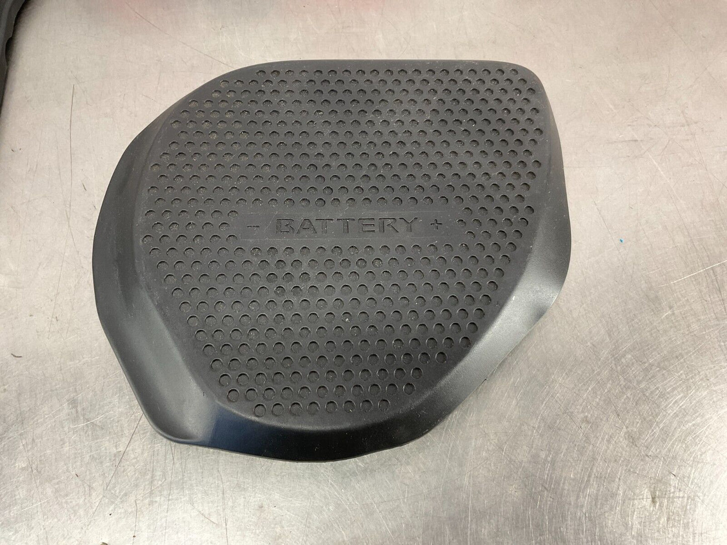 2004 Nissan 350Z Battery Bezel Trim Cover 64894 OEM 25BF9E3 - On Point Parts Inc