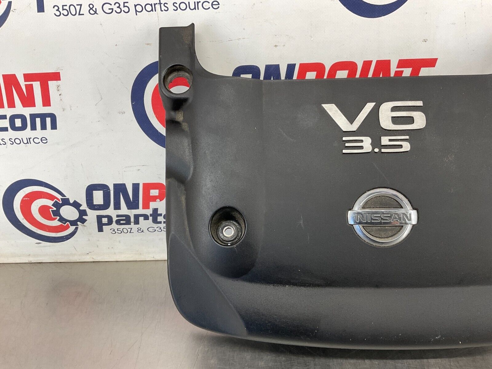 2004 Nissan 350Z VQ35DE Engine Cover OEM 25BF9E2 - On Point Parts Inc