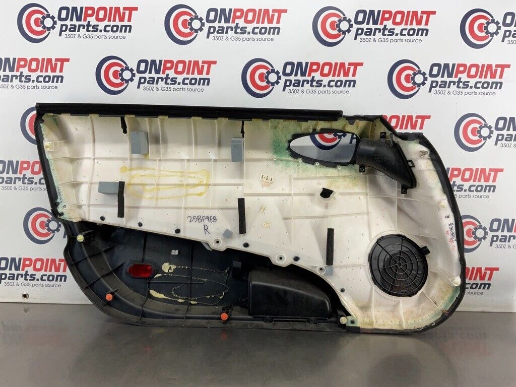 2004 Nissan 350Z Passenger Right Interior Door Panel 80900 OEM 25BF9E8 - On Point Parts Inc