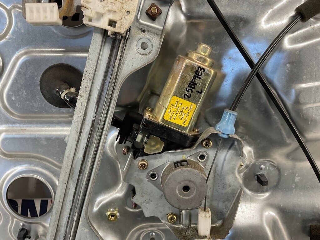 2004 Nissan 350Z Driver Left Window Regulator Motor Assembly 80731 OEM 25BF9E3 - On Point Parts Inc