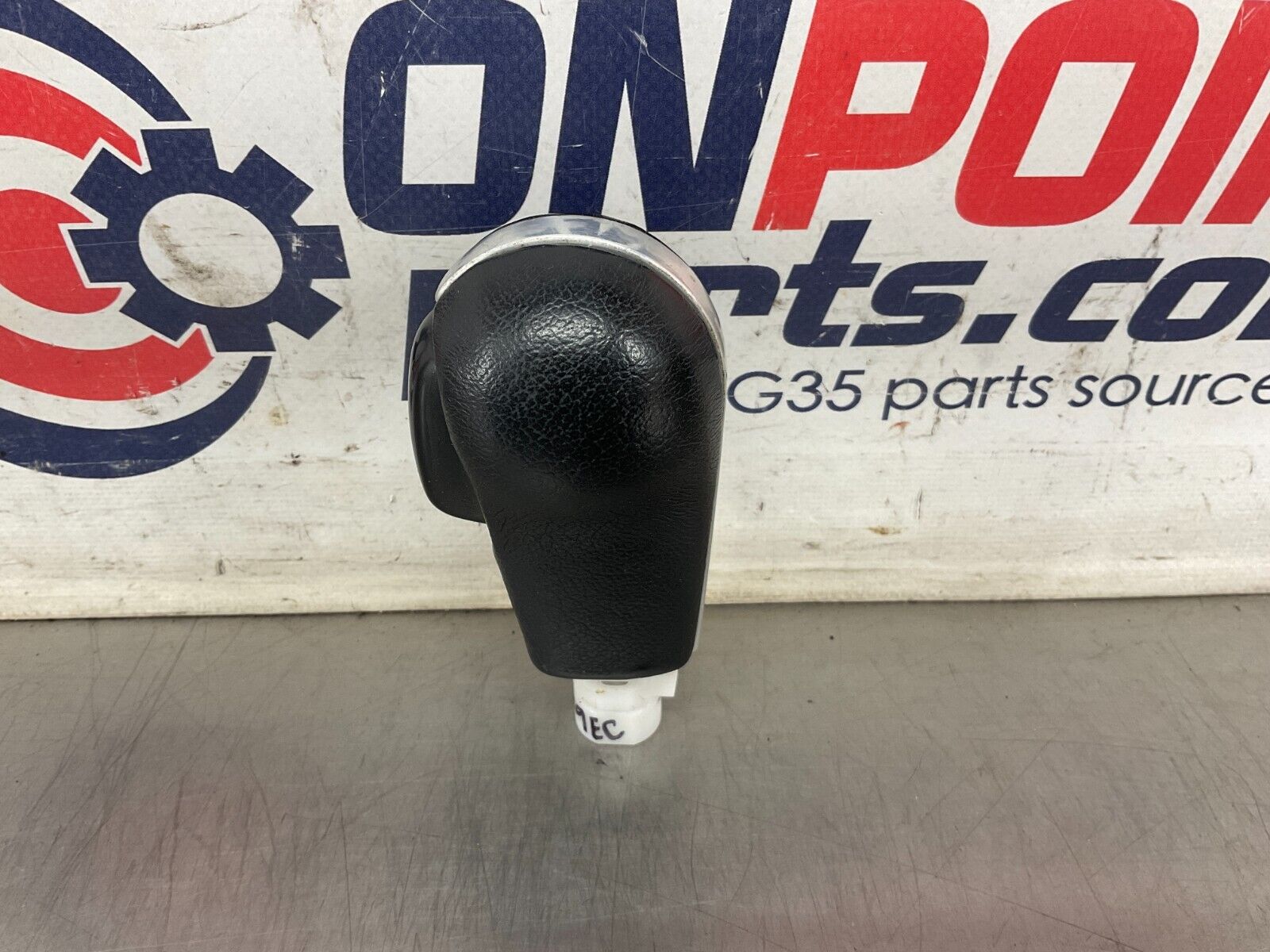 2004 Nissan 350Z Automatic Shifter Knob OEM 25BF9EC - On Point Parts Inc