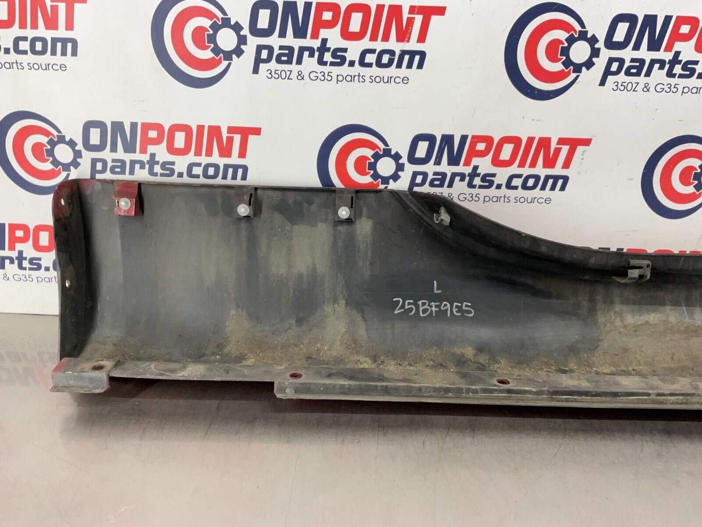 2004 Nissan 350Z Driver Left Rocker Panel Side Skirt OEM 25BF9E5 - On Point Parts Inc