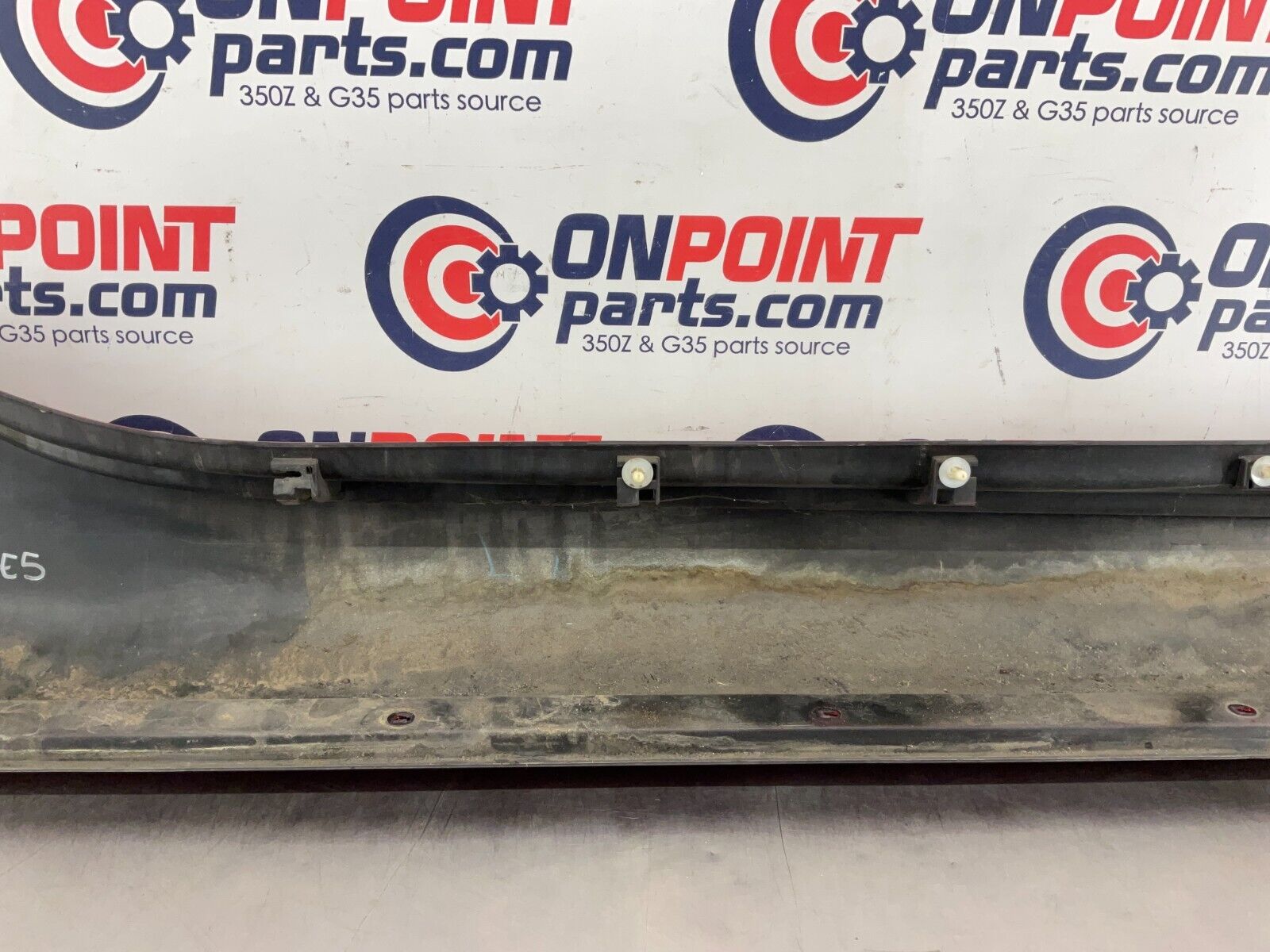 2004 Nissan 350Z Driver Left Rocker Panel Side Skirt OEM 25BF9E5 - On Point Parts Inc