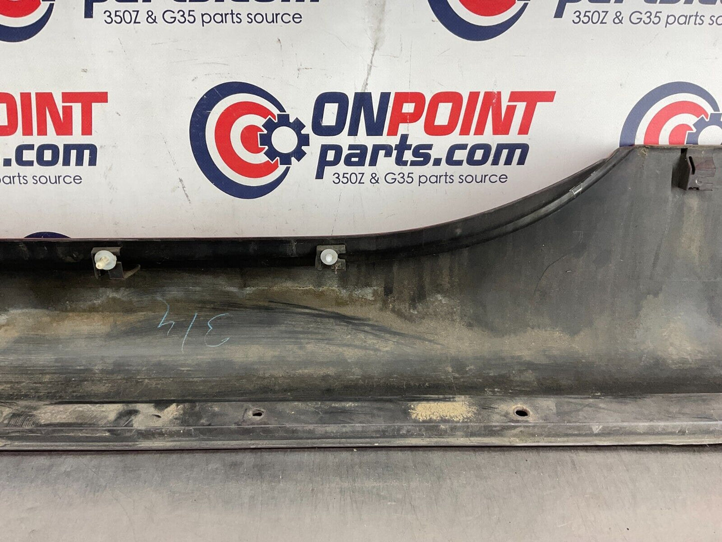 2004 Nissan 350Z Passenger Right Rocker Panel Side Skirt OEM 25BF9E5 - On Point Parts Inc