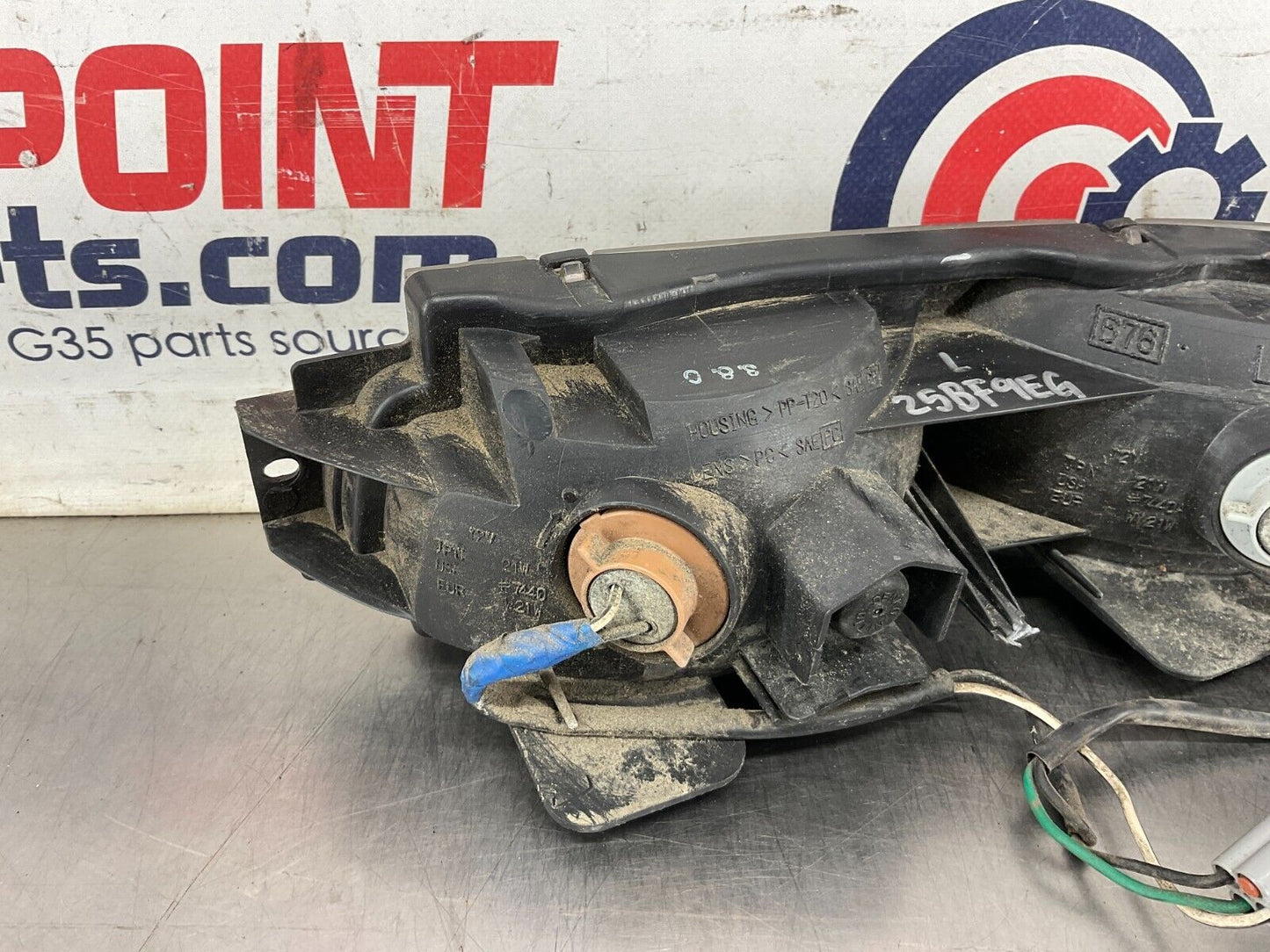 2004 Nissan 350Z Driver Left Rear Bumper Turn Signal OEM 25BF9EG - On Point Parts Inc