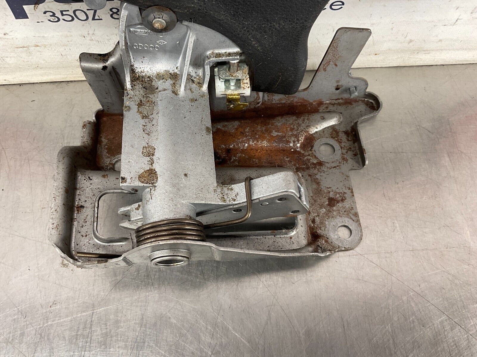 2004 Nissan 350Z Emergency Parking Brake Handle OEM 25BF9EC - On Point Parts Inc