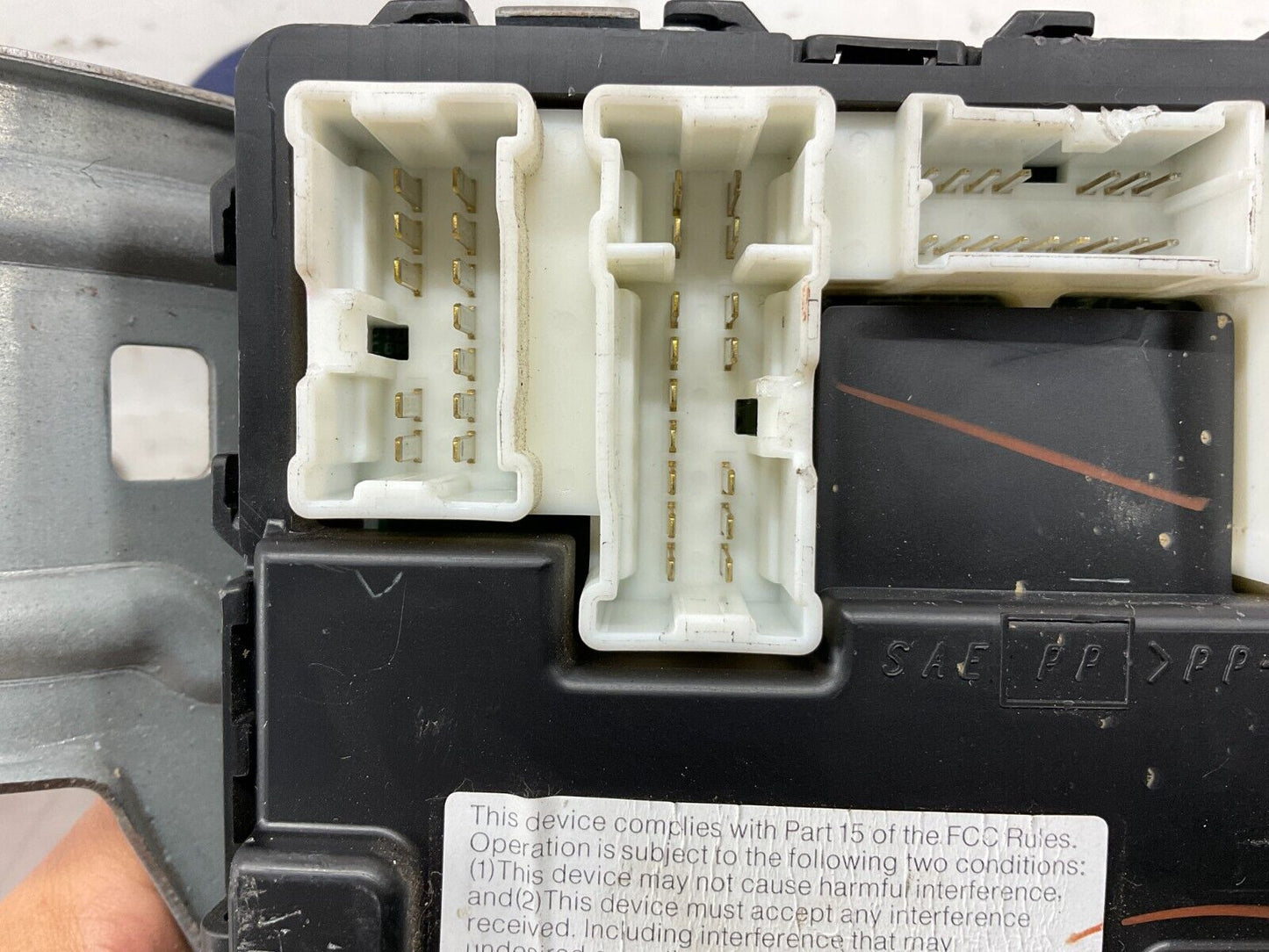 2004 Nissan 350Z BCM Body Control Module Automatic 284B1-CD005 OEM 25BF9EC - On Point Parts Inc