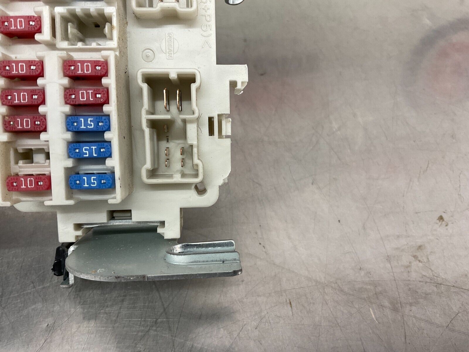 2004 Nissan 350Z BCM Body Control Module Automatic 284B1-CD005 OEM 25BF9EC - On Point Parts Inc