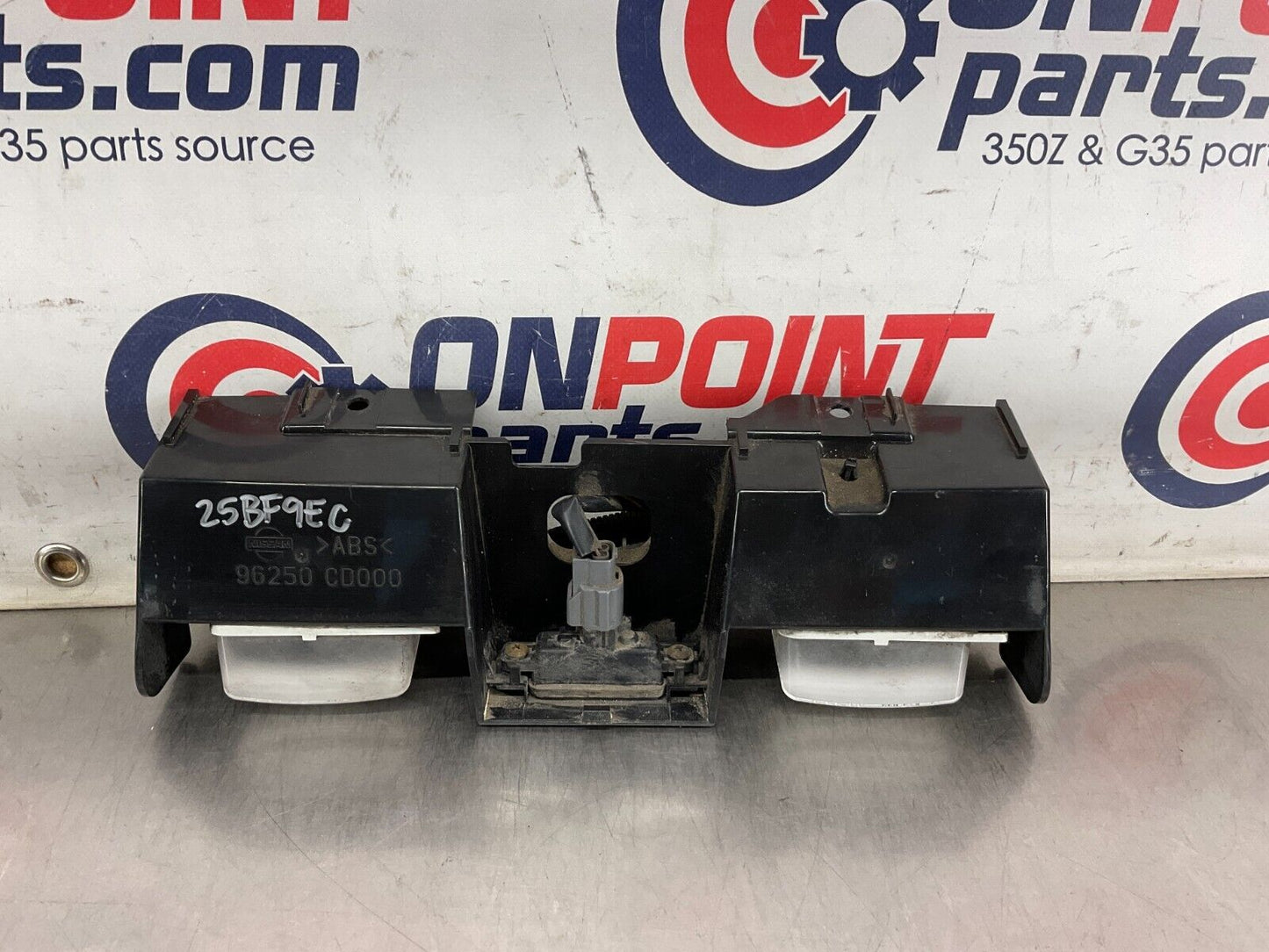 2004 Nissan 350Z Rear Bumper License Plate Light Assembly 96250 OEM 25BF9EC - On Point Parts Inc