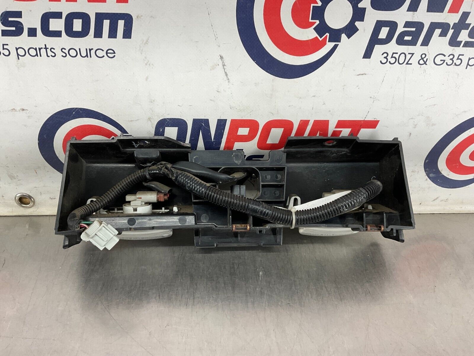 2004 Nissan 350Z Rear Bumper License Plate Light Assembly 96250 OEM 25BF9EC - On Point Parts Inc