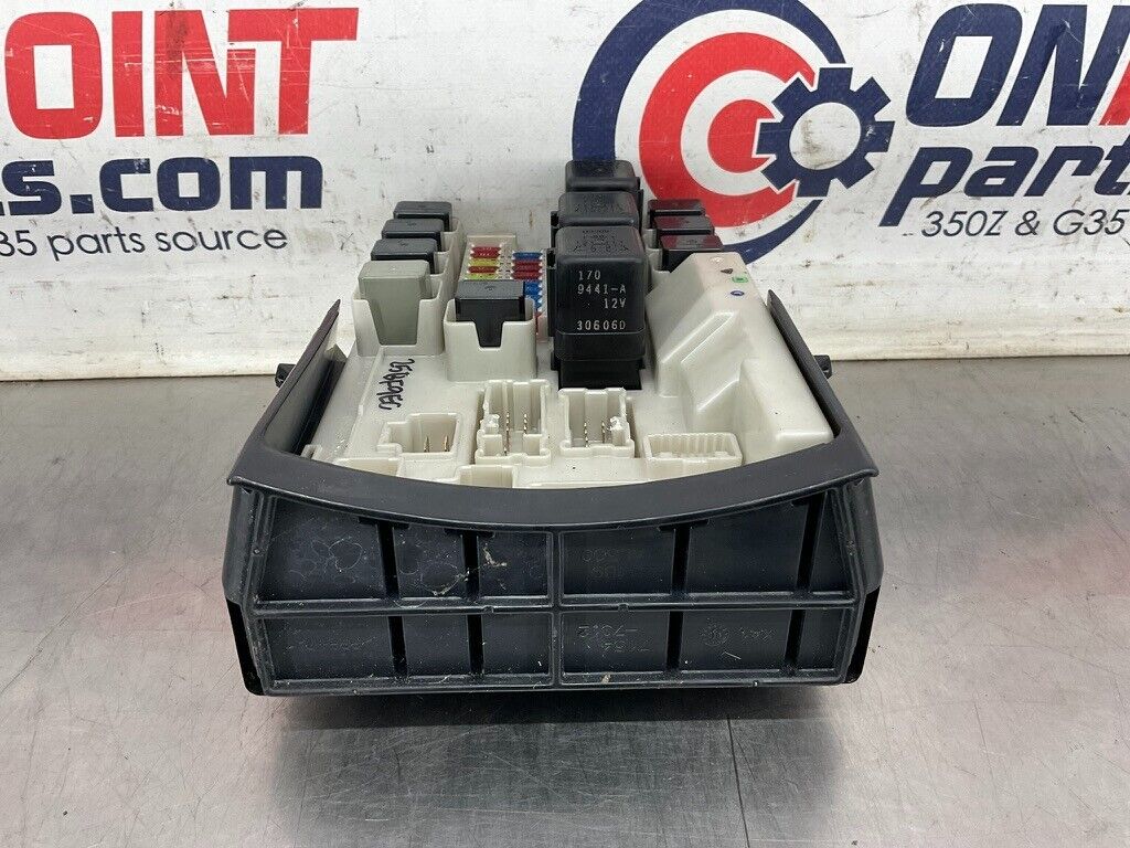 2004 Nissan 350Z IPDM Engine Large Fuse Relay Module Box 284B7AQ006 OEM 25BF9EC - On Point Parts Inc
