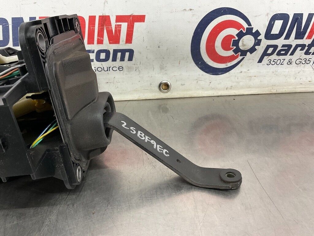 2004 Nissan 350Z Automatic Gear Shifter Selector OEM 25BF9EC - On Point Parts Inc