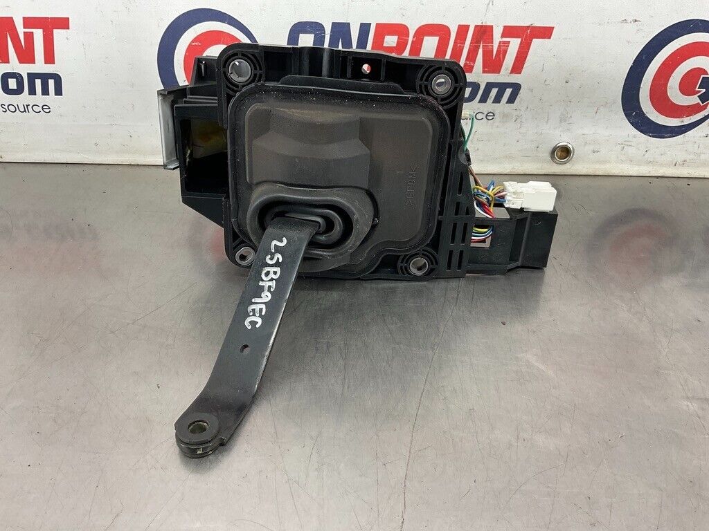 2004 Nissan 350Z Automatic Gear Shifter Selector OEM 25BF9EC - On Point Parts Inc