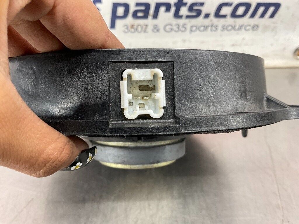 ヒ口　5/6 2004 Nissan 350Z Driver Left 6.5 inch Clarion Door Speaker 28156