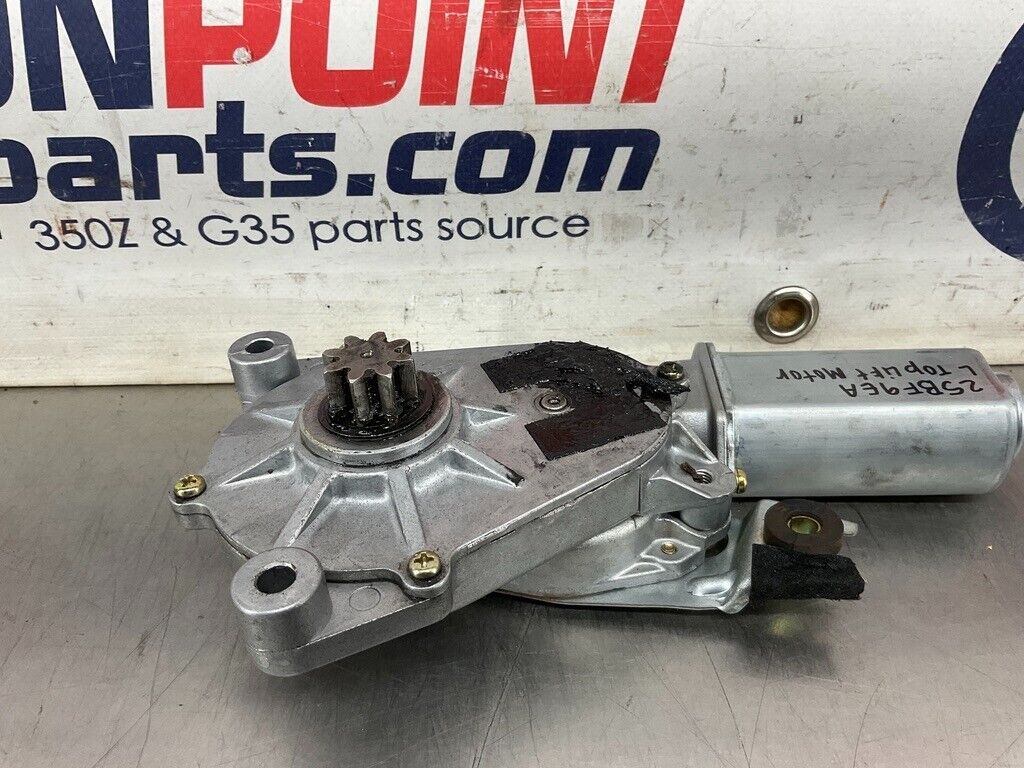 2004 Nissan 350Z Driver Left Convertible Top Lift Motor OEM 25BF9EA - On Point Parts Inc