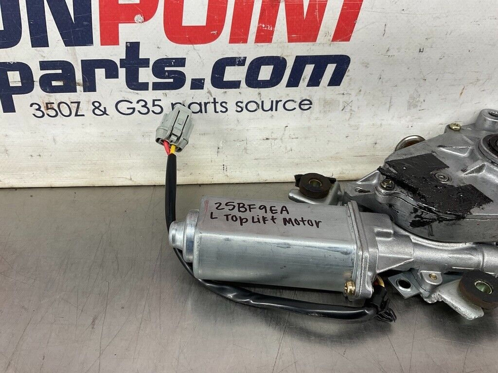 2004 Nissan 350Z Driver Left Convertible Top Lift Motor OEM 25BF9EA - On Point Parts Inc