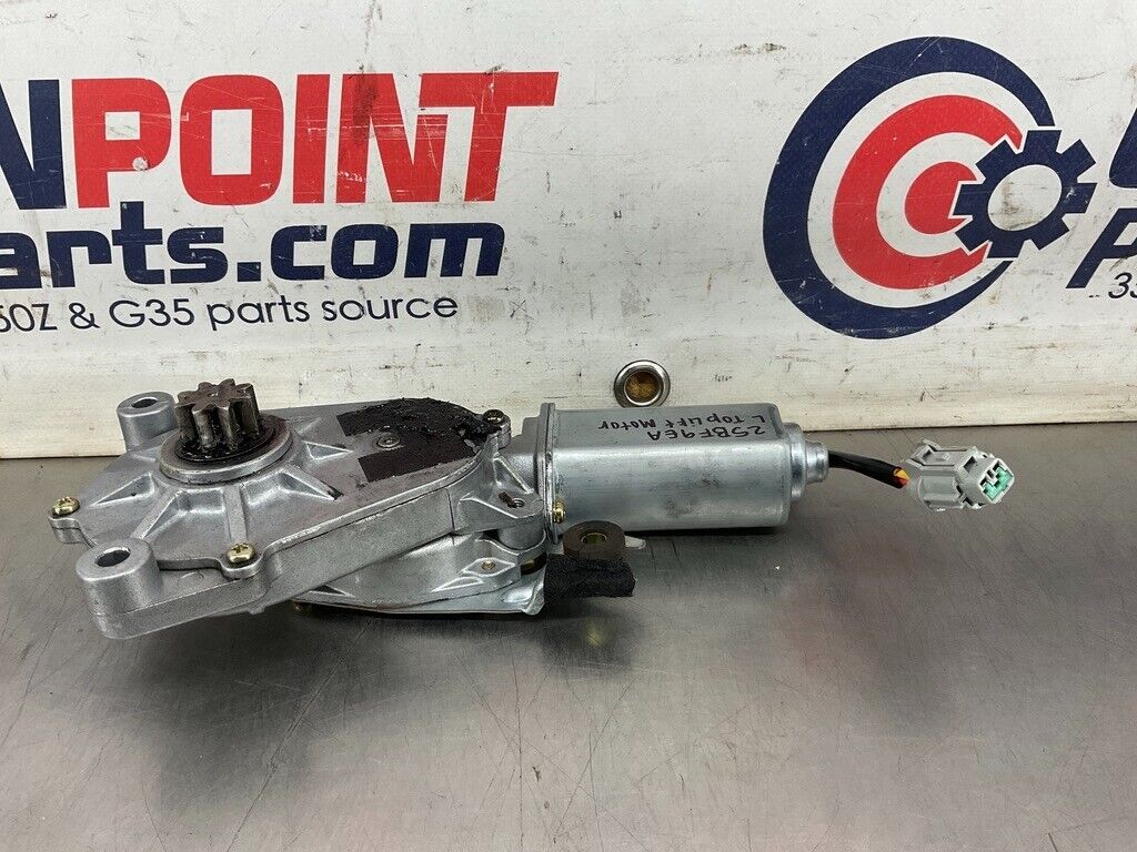 2004 Nissan 350Z Driver Left Convertible Top Lift Motor OEM 25BF9EA - On Point Parts Inc