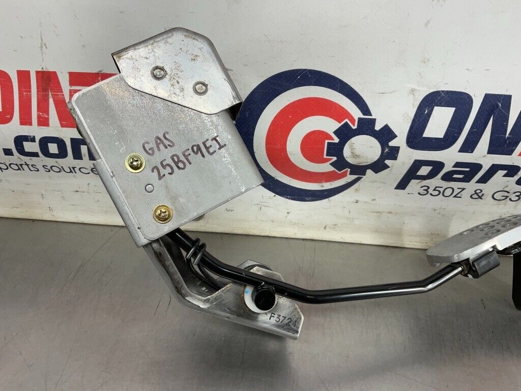 2004 Nissan 350Z Automatic Gas Pedal 18002 OEM 25BF9EI - On Point Parts Inc