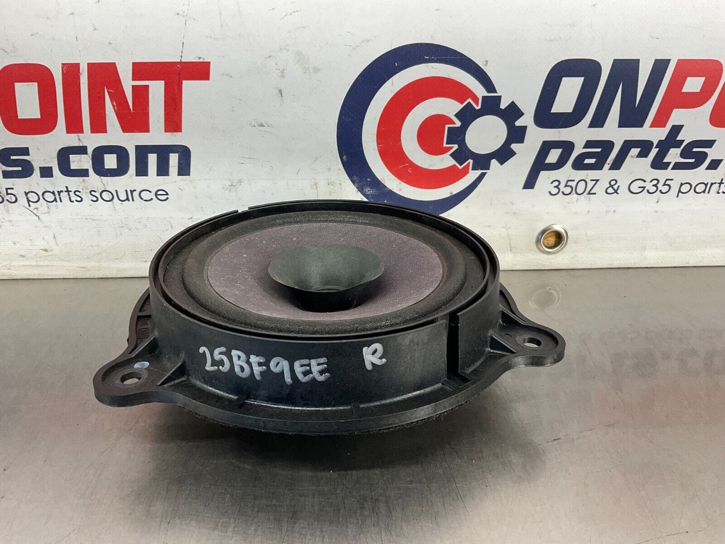 2004 Nissan 350Z Passenger Right Clarion Door Speaker 26156 OEM 25BF9EE - On Point Parts Inc