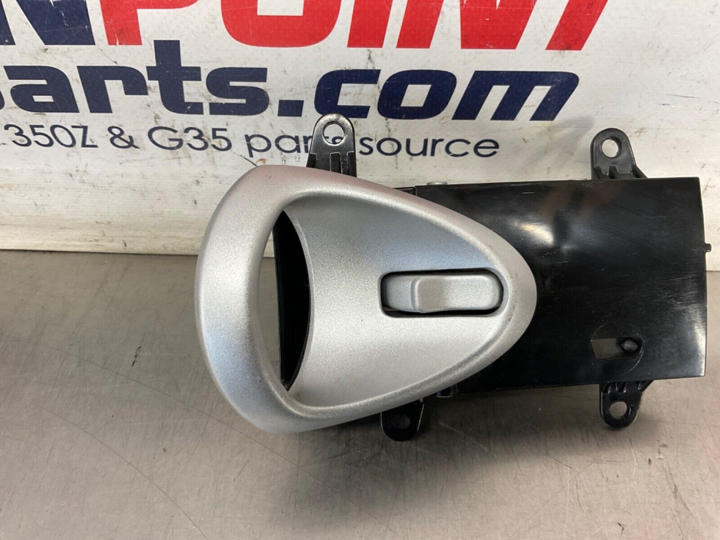 2004 Nissan 350Z Passenger Right Interior Door Handle OEM 25BF9EE - On Point Parts Inc