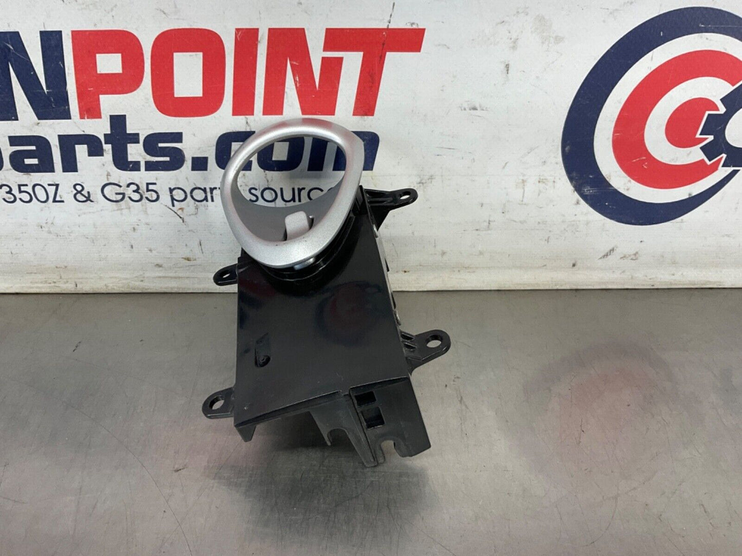 2004 Nissan 350Z Passenger Right Interior Door Handle OEM 25BF9EE - On Point Parts Inc