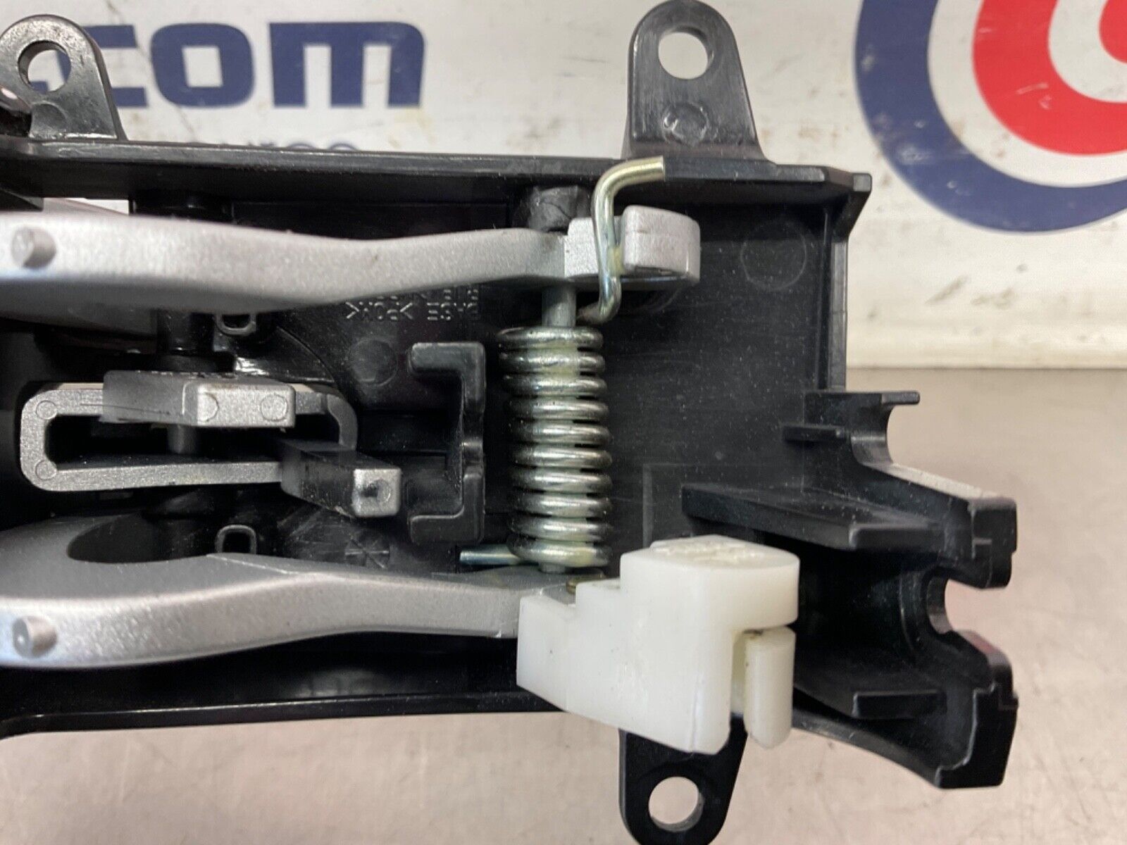 2004 Nissan 350Z Passenger Right Interior Door Handle OEM 25BF9EE - On Point Parts Inc