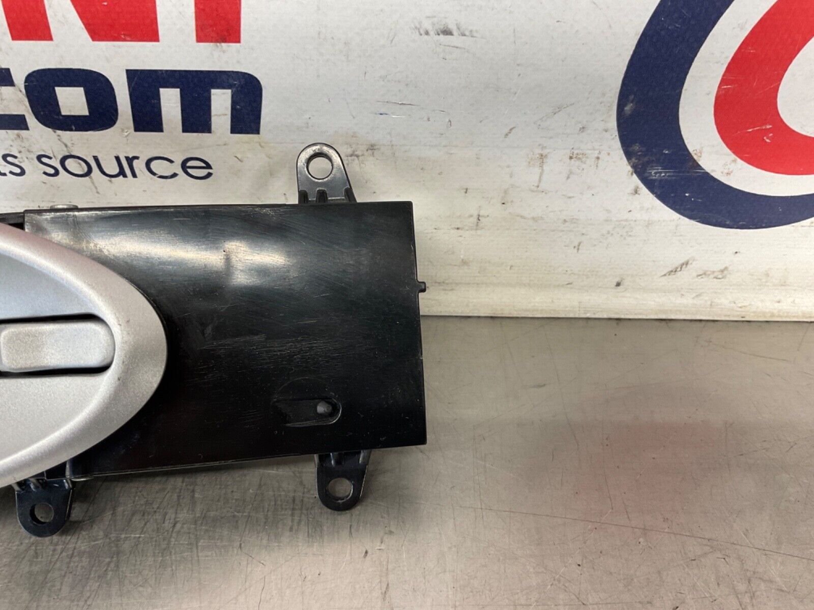 2004 Nissan 350Z Passenger Right Interior Door Handle OEM 25BF9EE - On Point Parts Inc