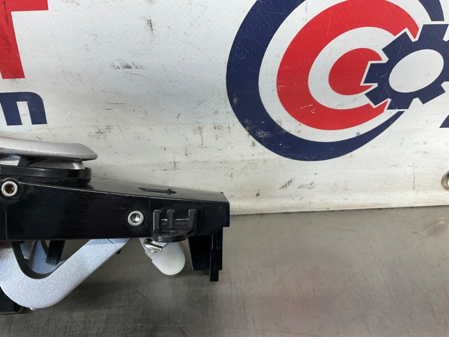 2004 Nissan 350Z Passenger Right Interior Door Handle OEM 25BF9EE - On Point Parts Inc