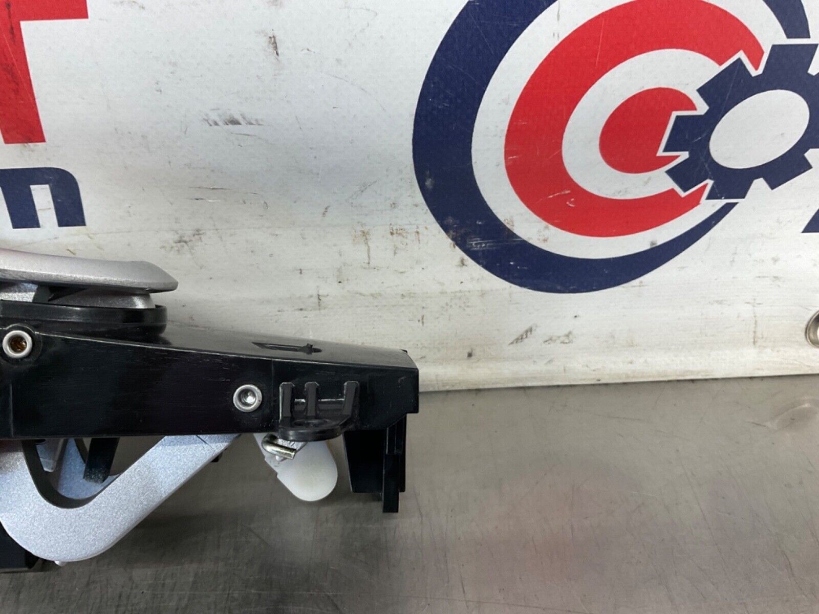 2004 Nissan 350Z Passenger Right Interior Door Handle OEM 25BF9EE - On Point Parts Inc