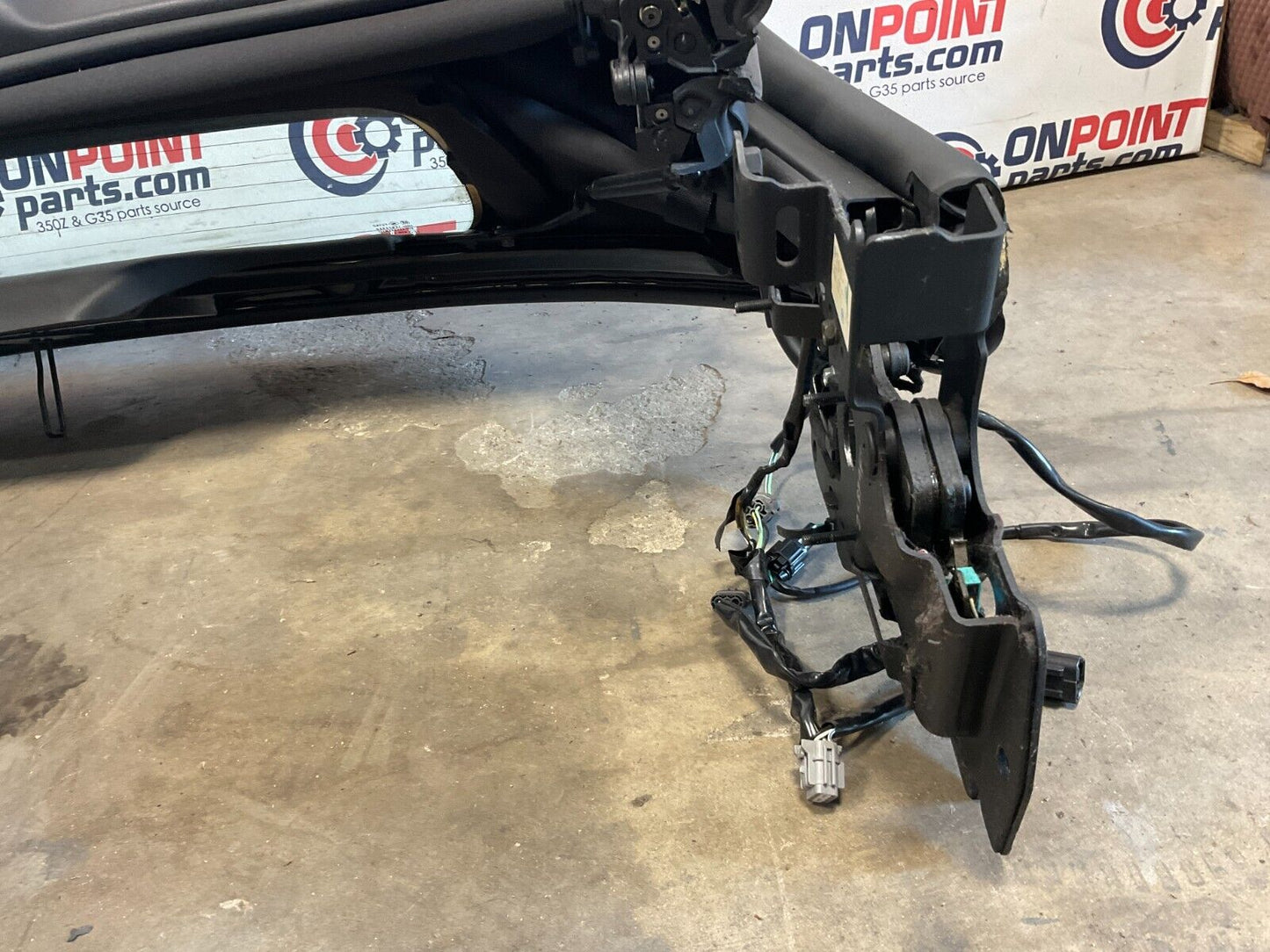 2004 Nissan 350Z Convertible Soft Top With Fifth Bow Motor OEM 25BF9E9 - On Point Parts Inc