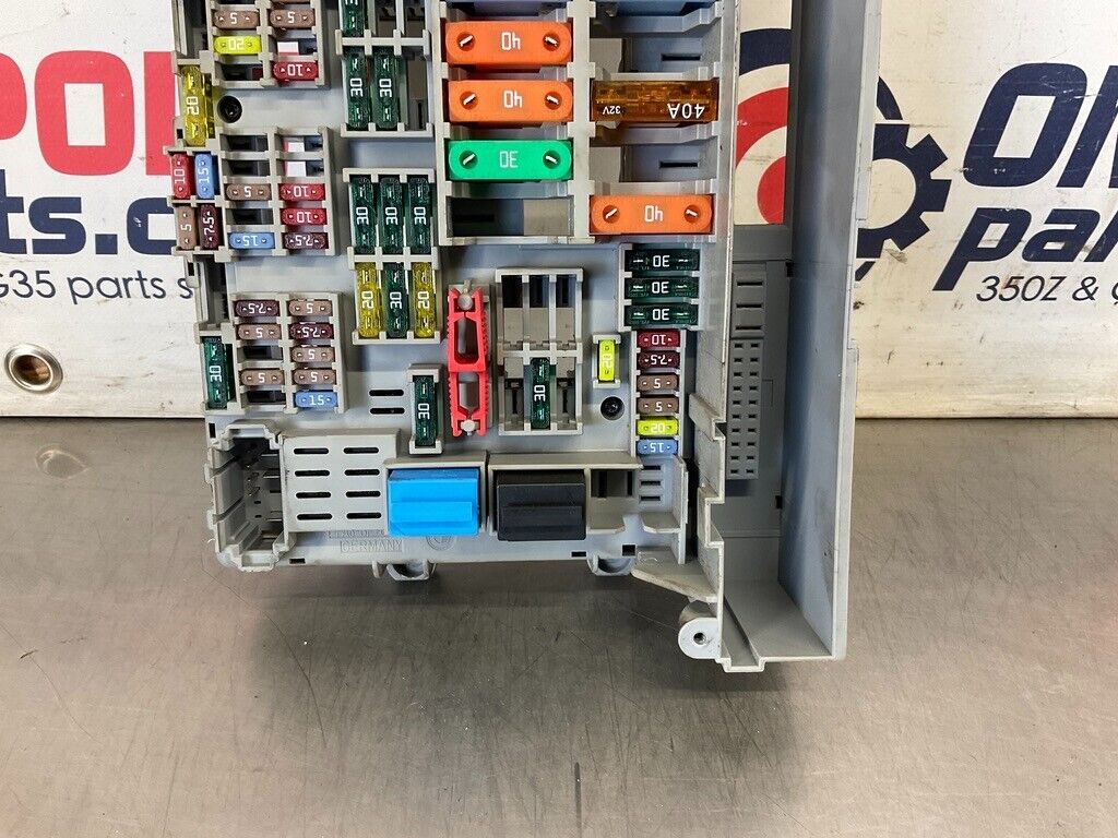 2006 BMW 330i E90 Sedan Power Distribution Fuse Relay Box OEM 12BF1EC - On Point Parts Inc
