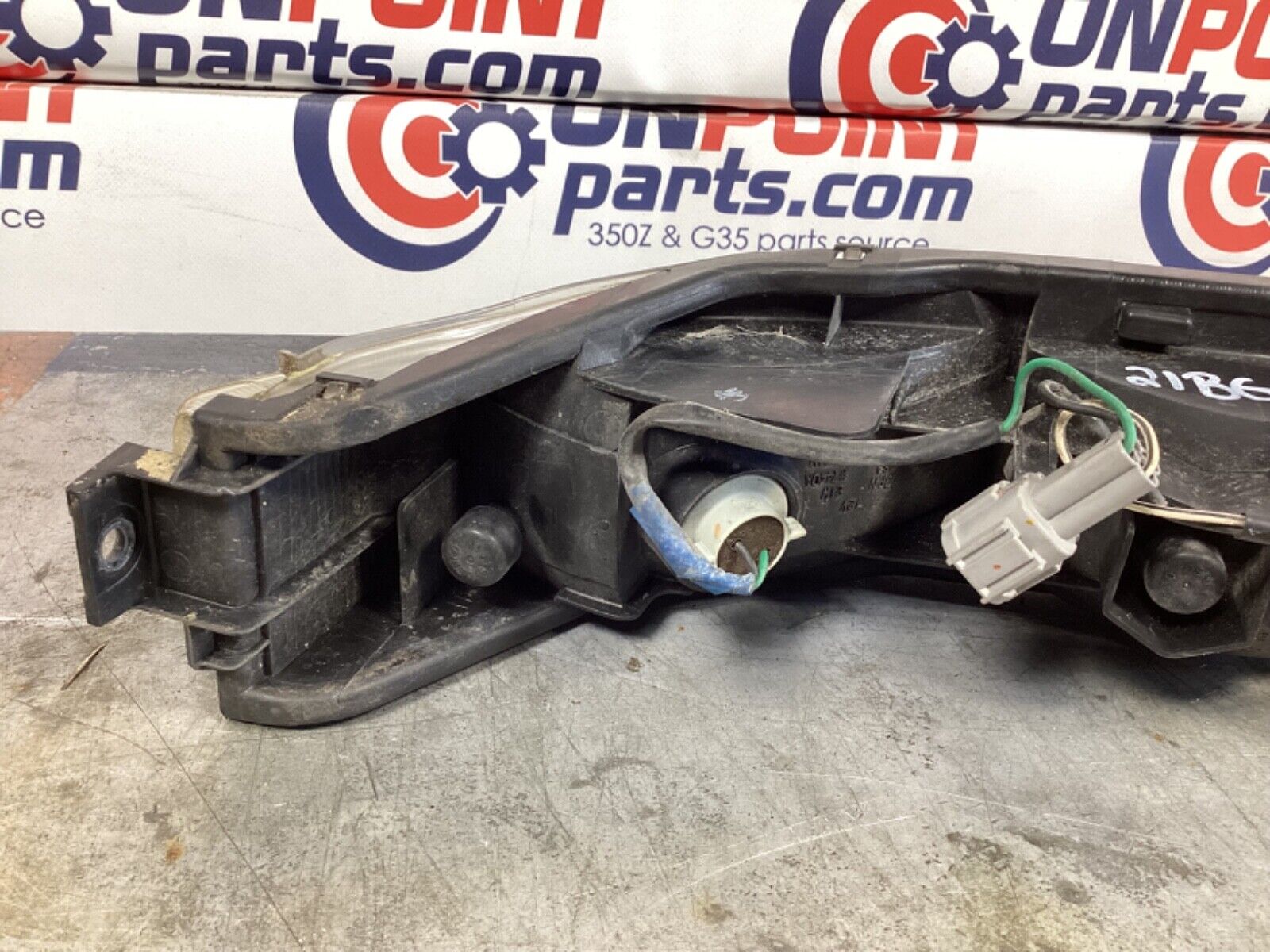 2007 Nissan Z33 350Z Driver Left Rear Bumper Turn Signal Assembly OEM 21BGKEG - On Point Parts Inc