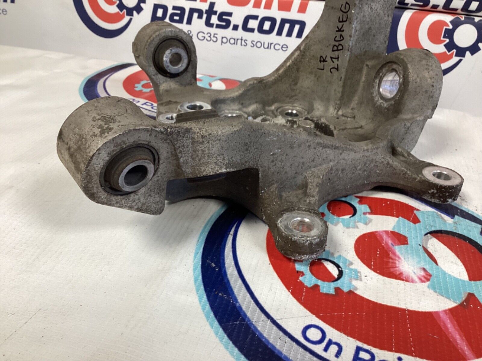 2007 Nissan Z33 350Z Driver Left Rear Suspension Knuckle Axle Housing OEM 21BGKE - On Point Parts Inc
