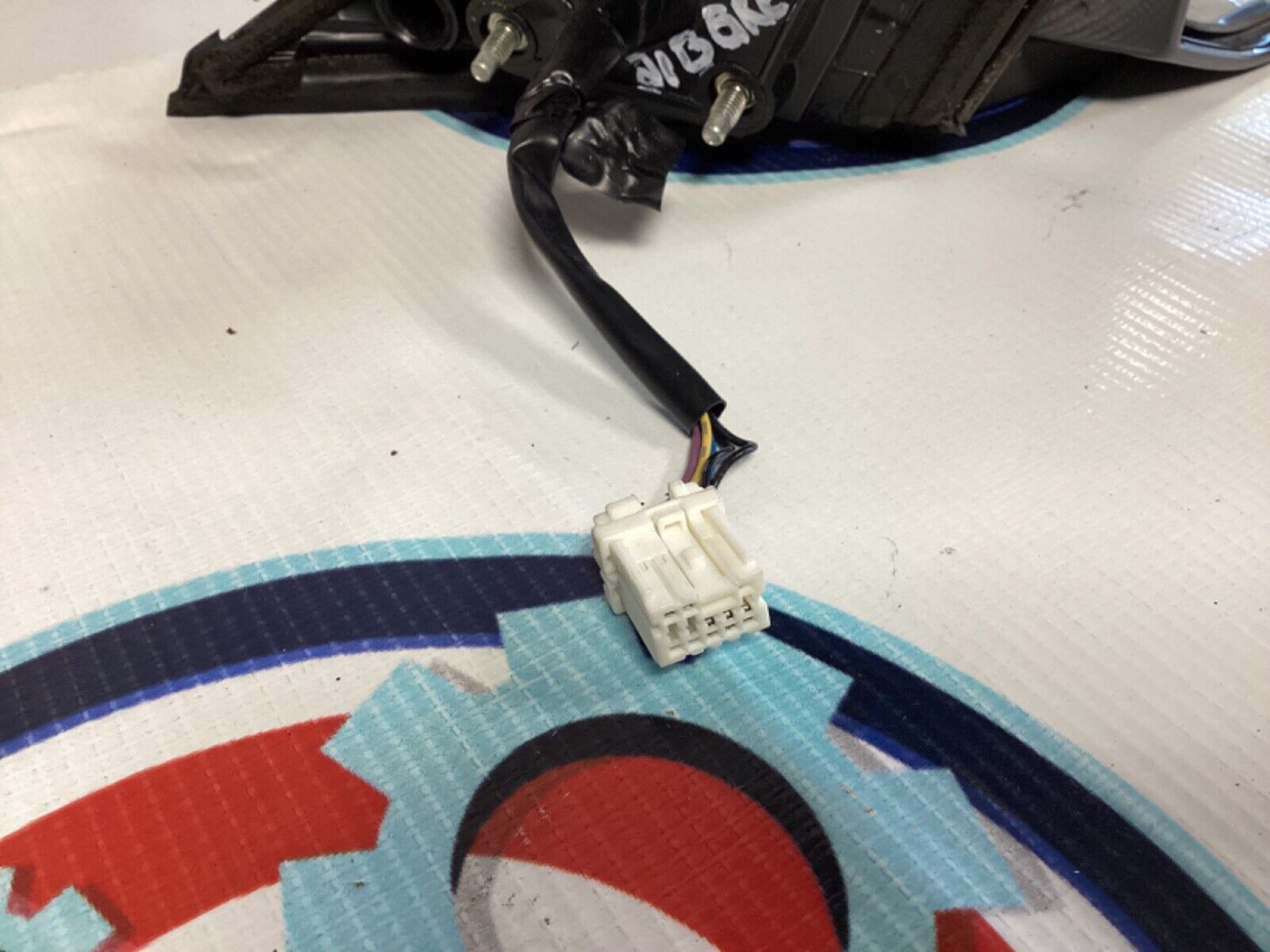 2007 Nissan Z33 350Z Passenger Right Power Side View Mirror OEM 21BGKEE - On Point Parts Inc