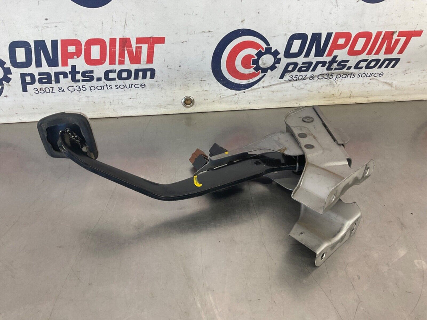 2007 Nissan Z33 350Z Manual Brake Pedal Assembly OEM 21BGKEI - On Point Parts Inc