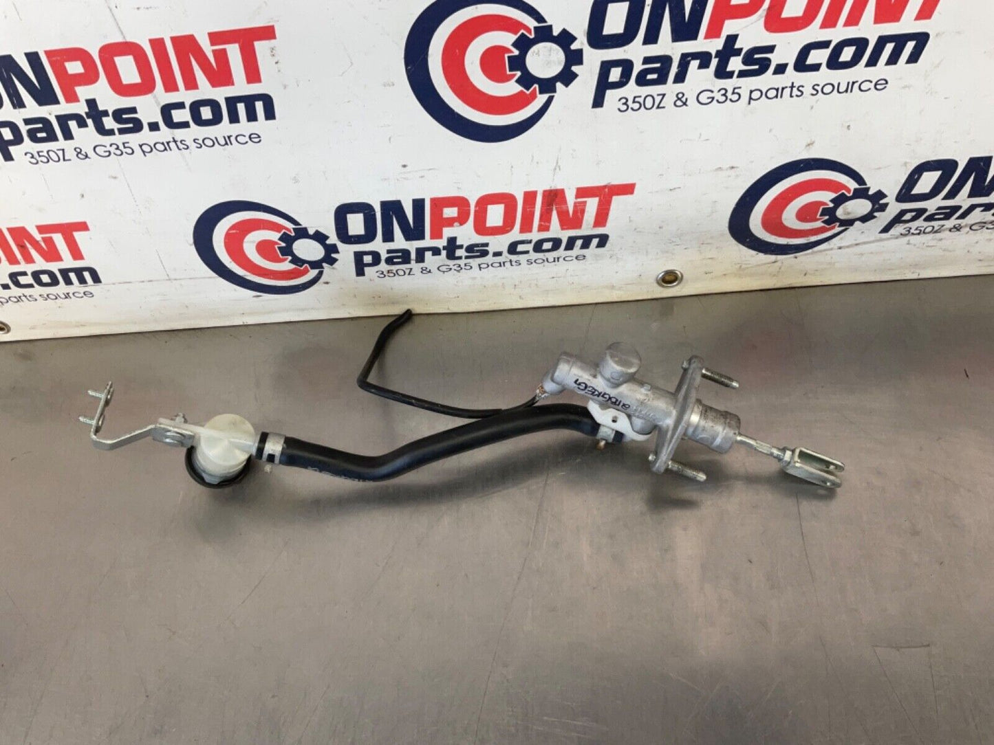 2007 Nissan Z33 350Z Clutch Master Cylinder OEM 21BGKEG - On Point Parts Inc
