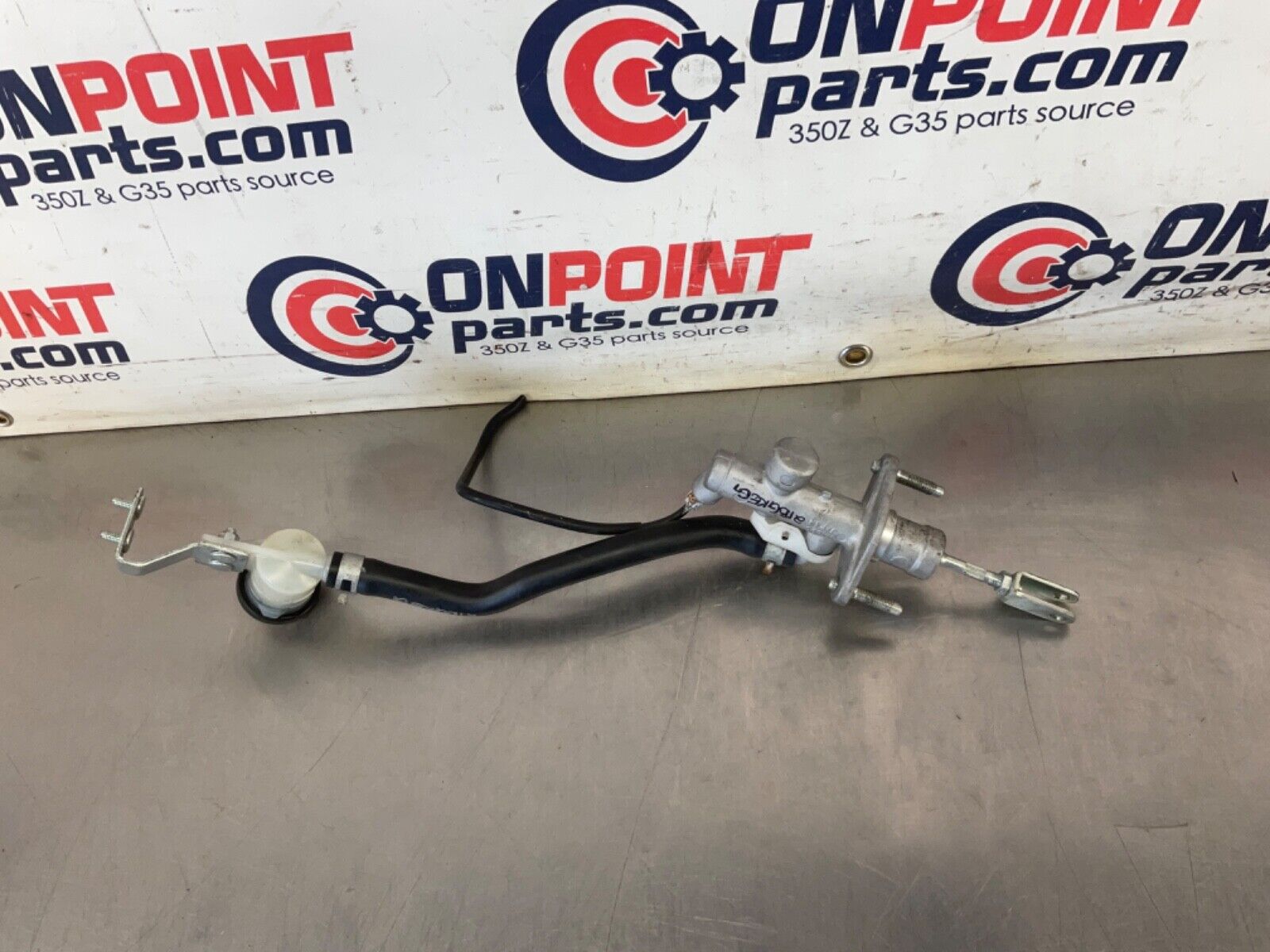 2007 Nissan Z33 350Z Clutch Master Cylinder OEM 21BGKEG - On Point Parts Inc