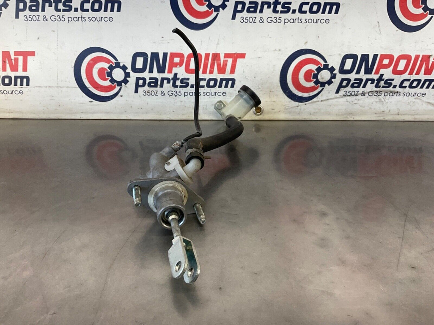 2007 Nissan Z33 350Z Clutch Master Cylinder OEM 21BGKEG - On Point Parts Inc