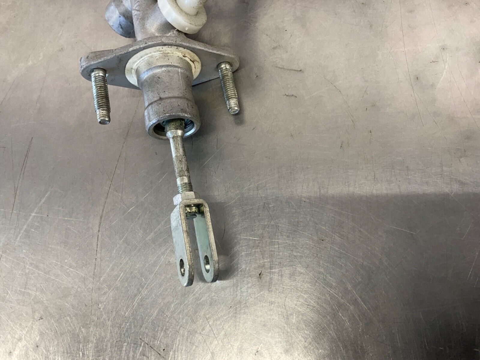 2007 Nissan Z33 350Z Clutch Master Cylinder OEM 21BGKEG - On Point Parts Inc