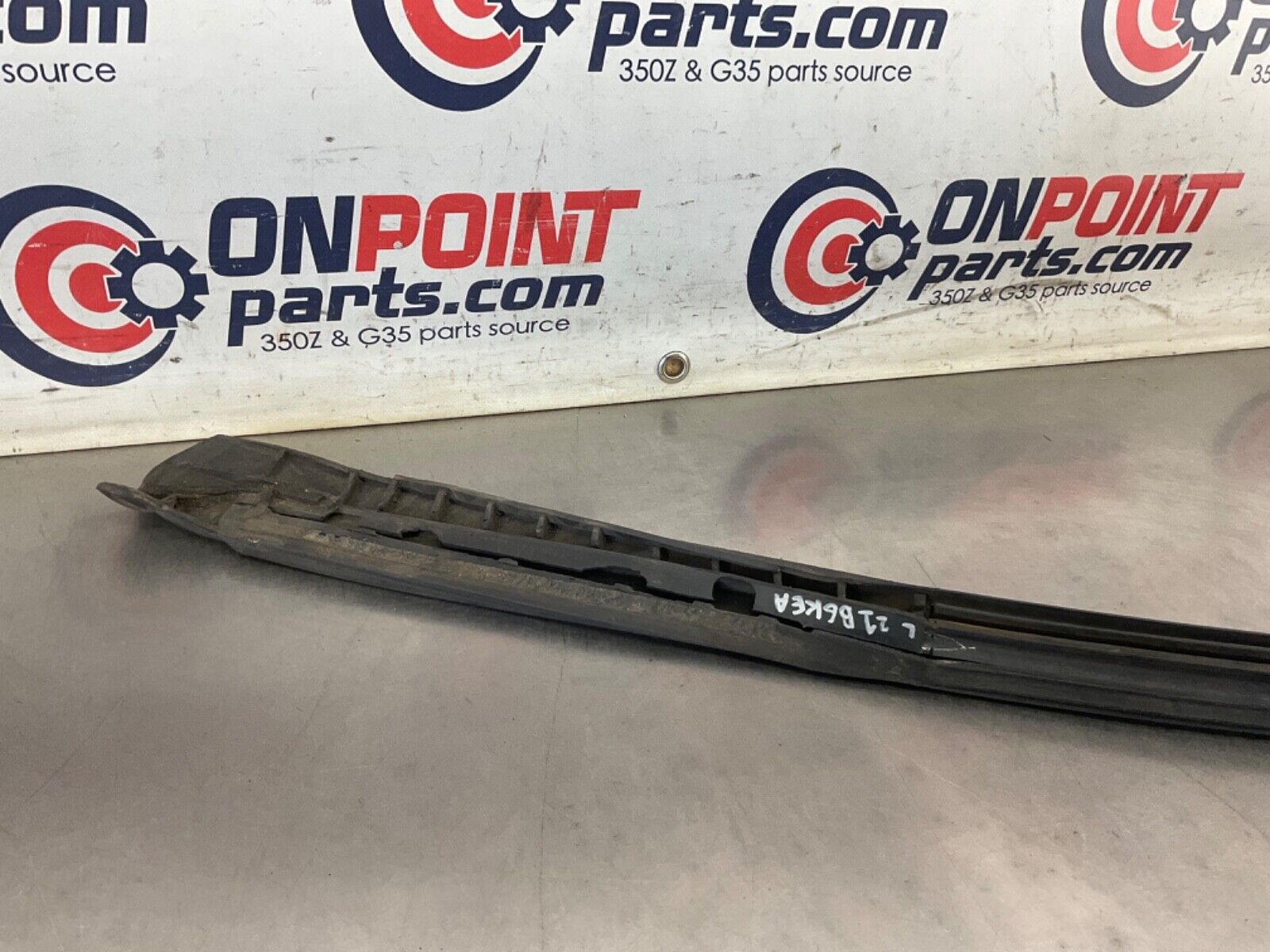 2007 Nissan Z33 350Z Driver Left Exterior A Pillar Seal Weatherstrip OEM 21BGKEA - On Point Parts Inc