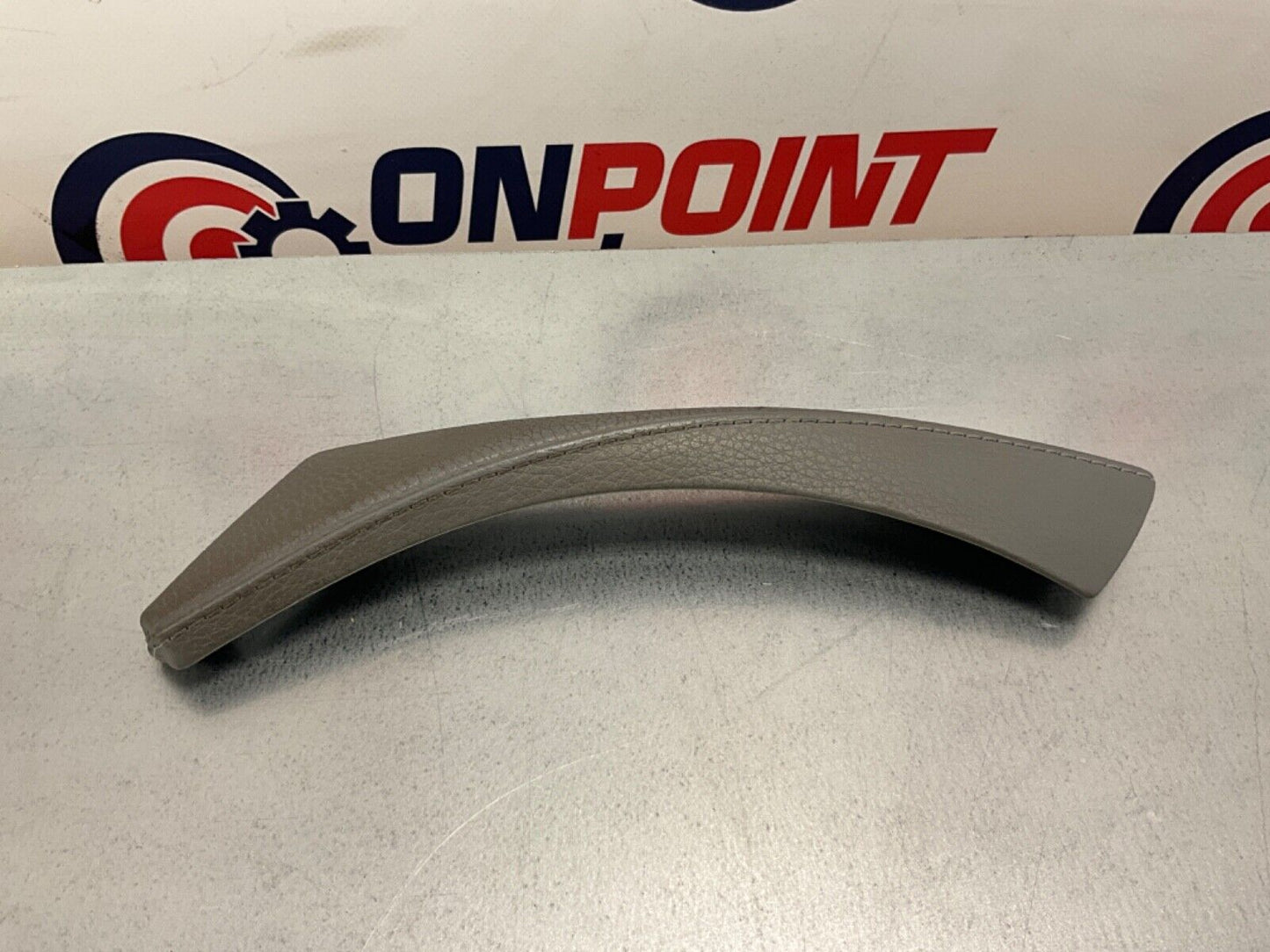 2009 BMW E92 335i Passenger Right Front Interior Door Grip Handle OEM 15BGSEE - On Point Parts Inc