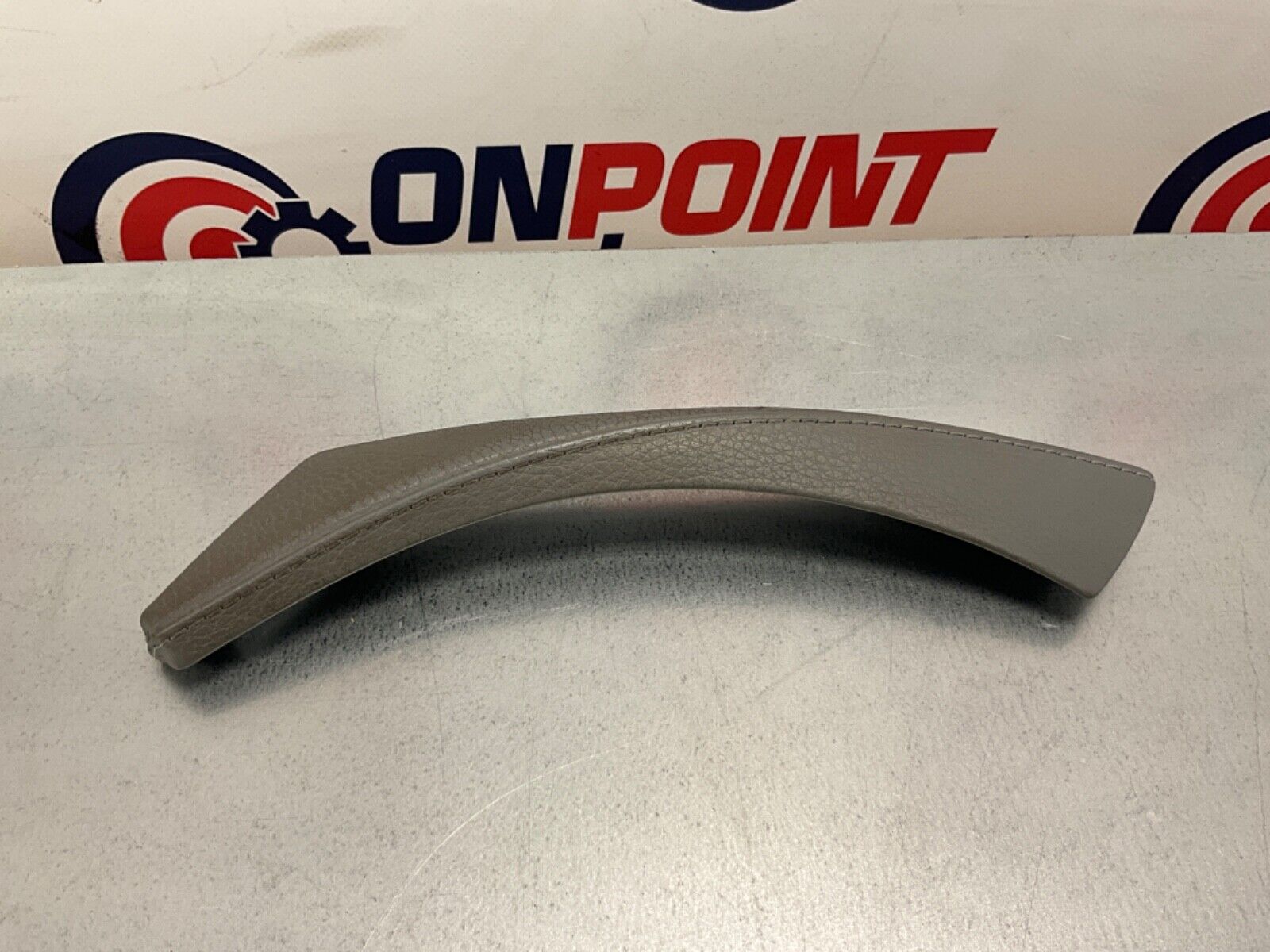 2009 BMW E92 335i Passenger Right Front Interior Door Grip Handle OEM 15BGSEE - On Point Parts Inc