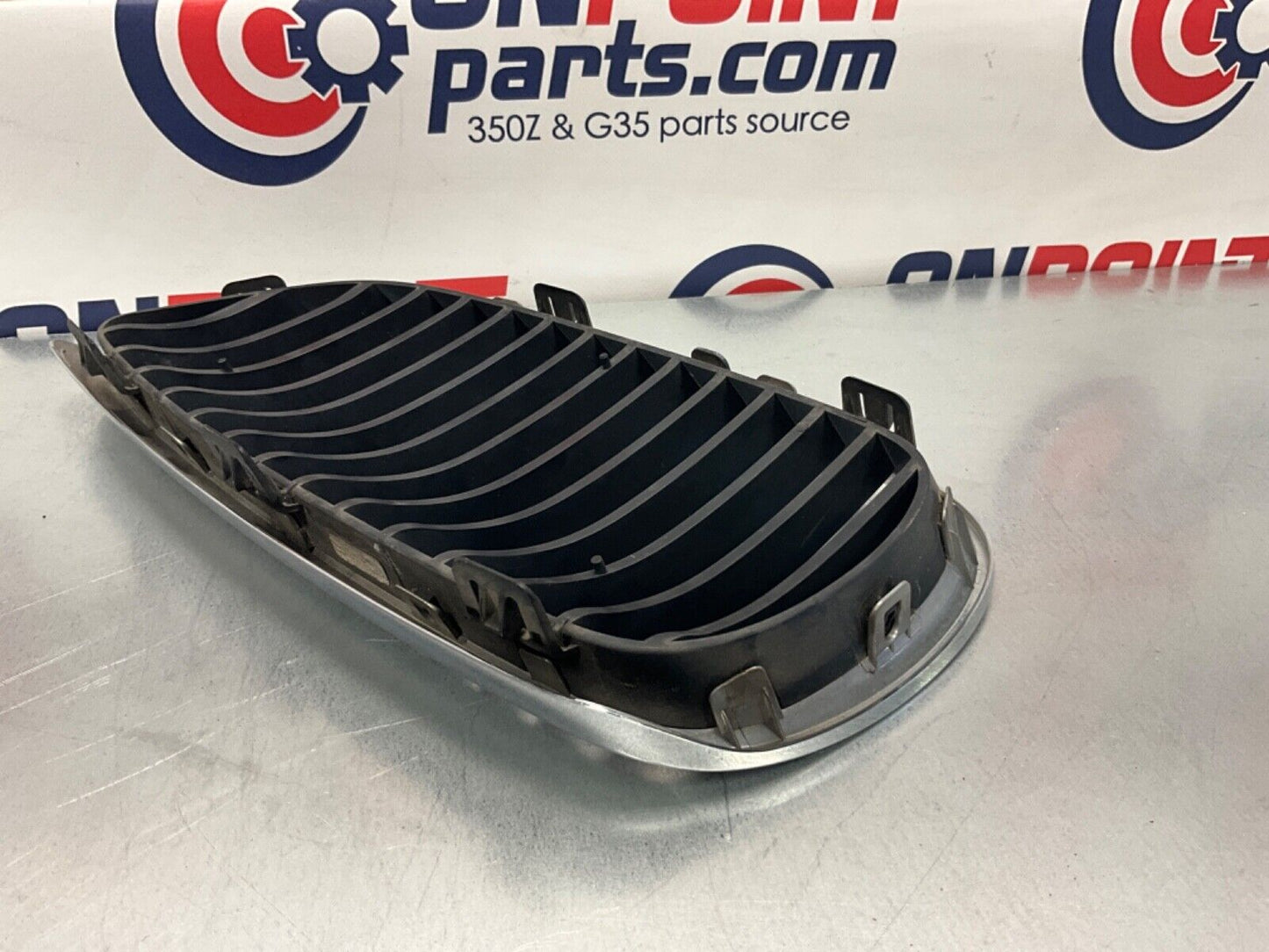 2009 BMW E92 335i Passenger Right Upper Grille Insert OEM 15BGSEE - On Point Parts Inc