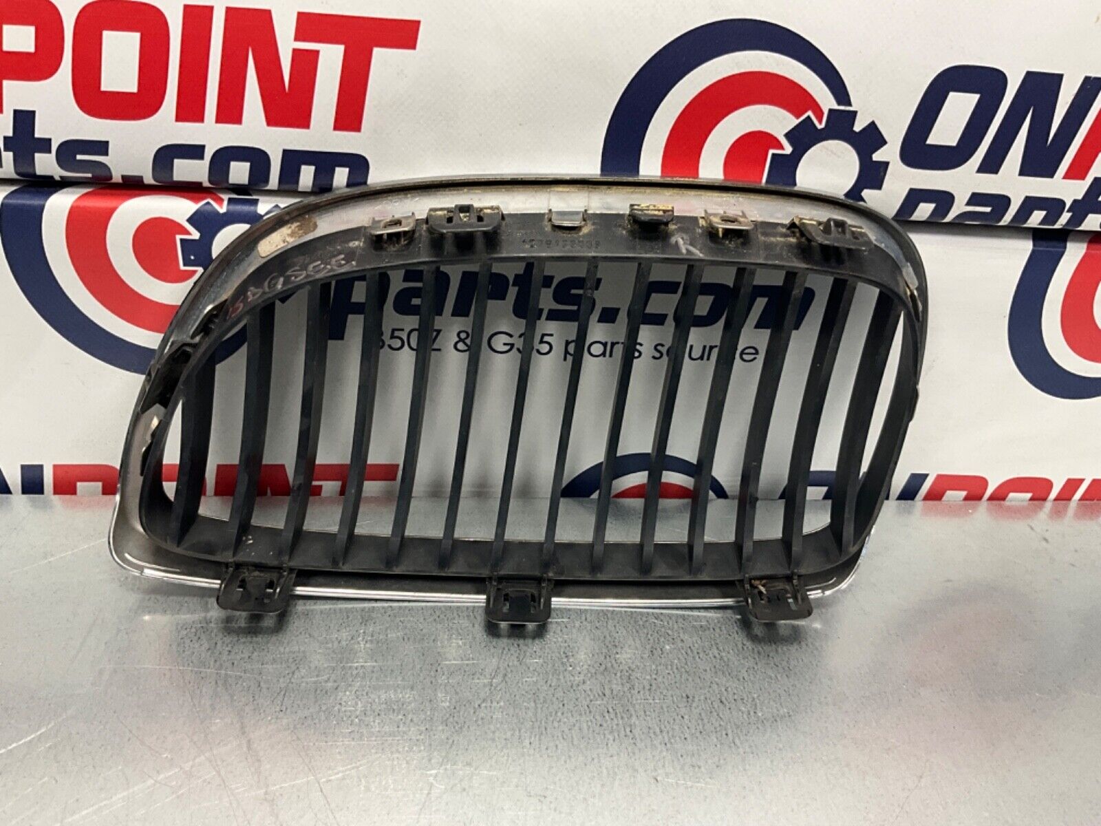 2009 BMW E92 335i Passenger Right Upper Grille Insert OEM 15BGSEE - On Point Parts Inc