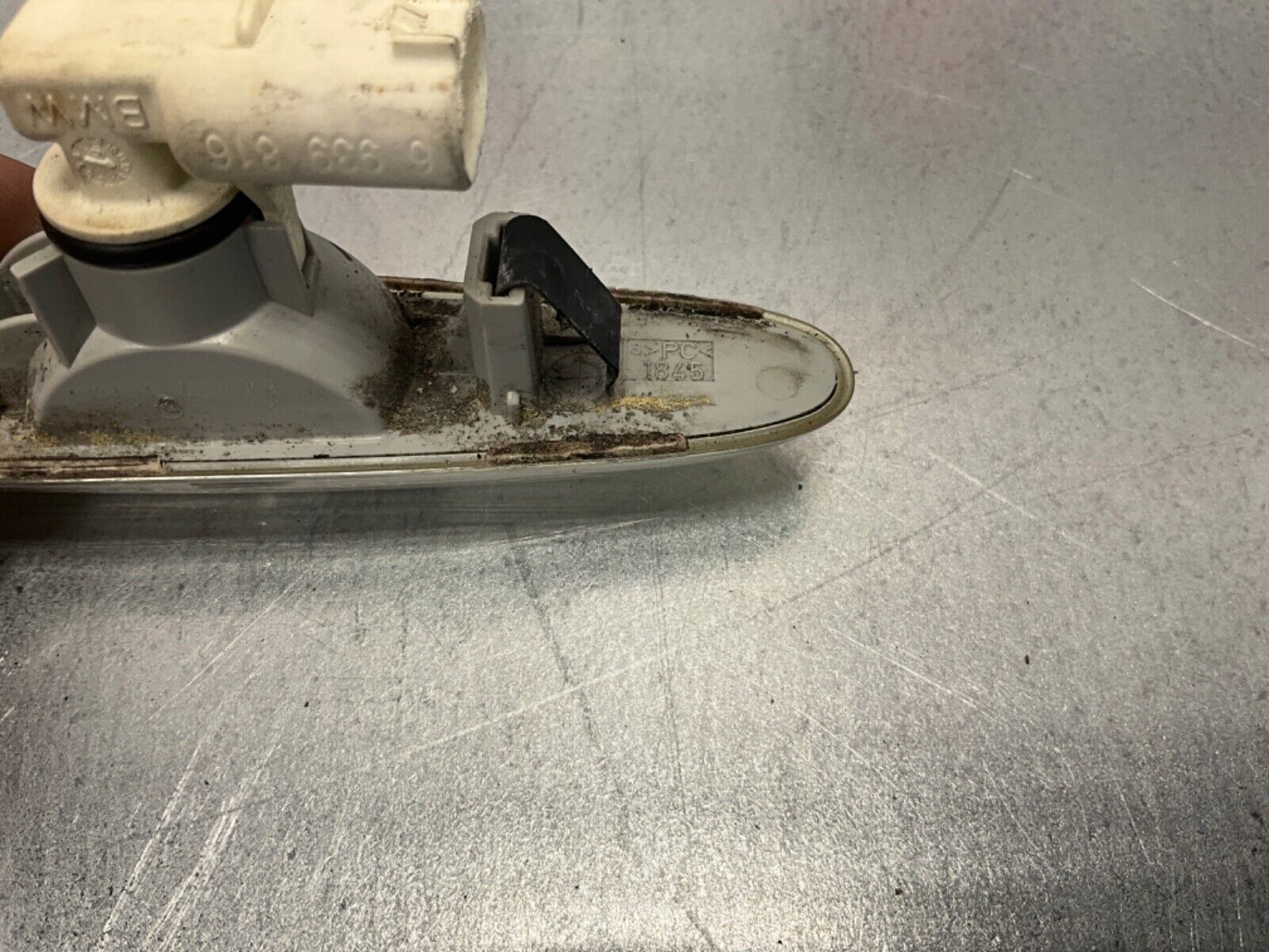 2009 BMW E92 335i Passenger Right Front Fender Side Marker Light OEM 15BGSEE - On Point Parts Inc