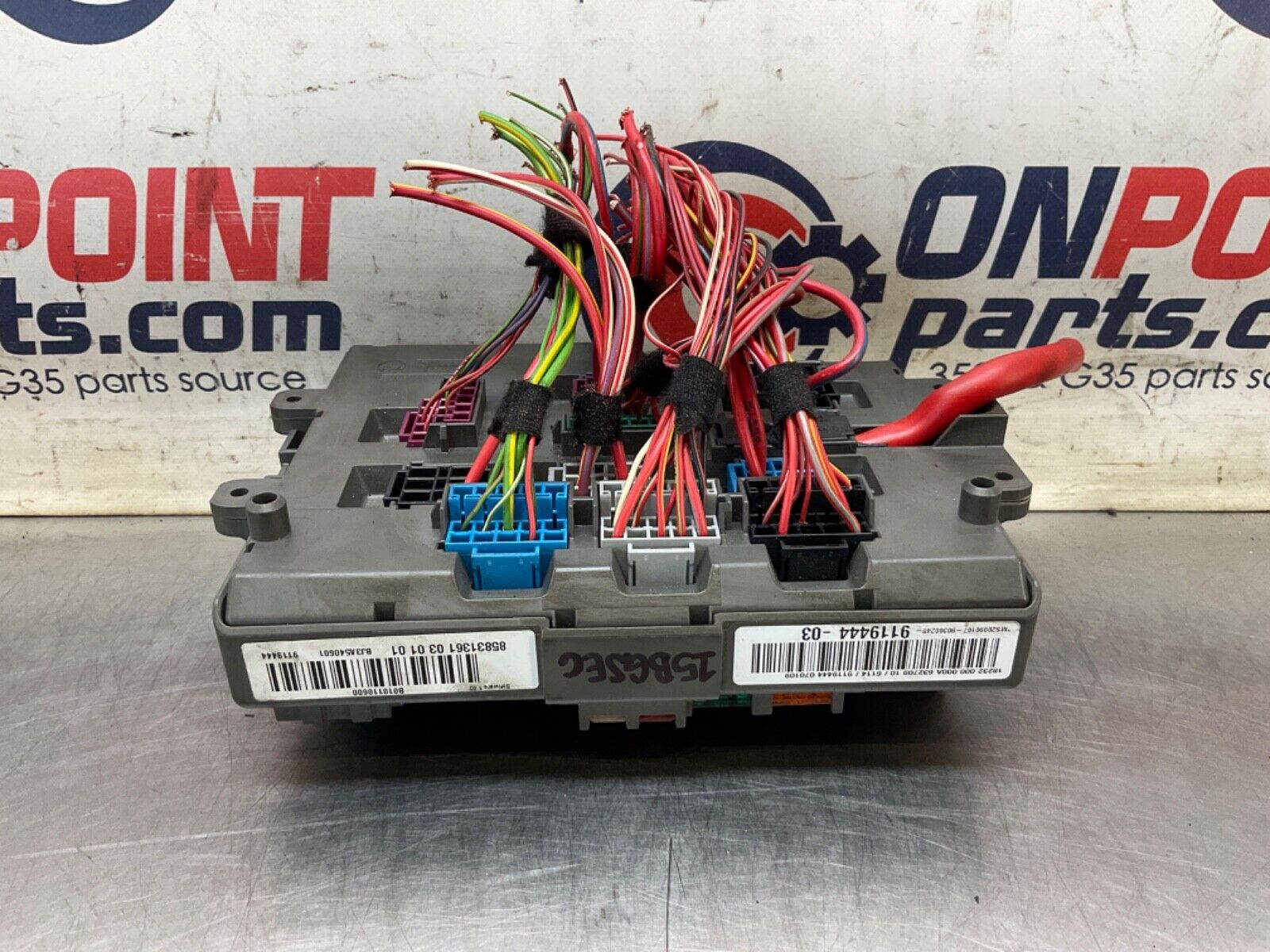 2009 BMW E92 335i Main Dash Large Fuse Relay Box  OEM 15BGSEC - On Point Parts Inc